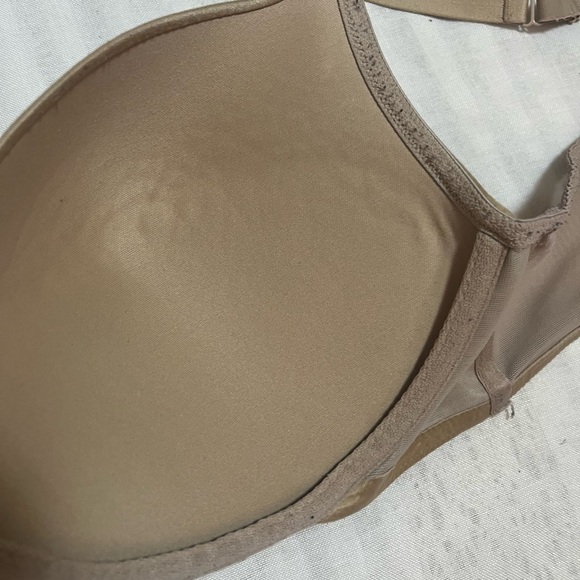 Cacique tan nude 40 DD used condition push up great support. - Picture 11 of 12